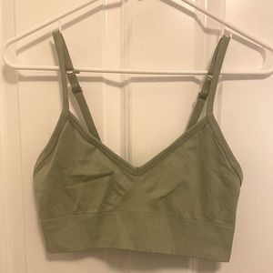 Lululemon Sports Bra - Green part of set